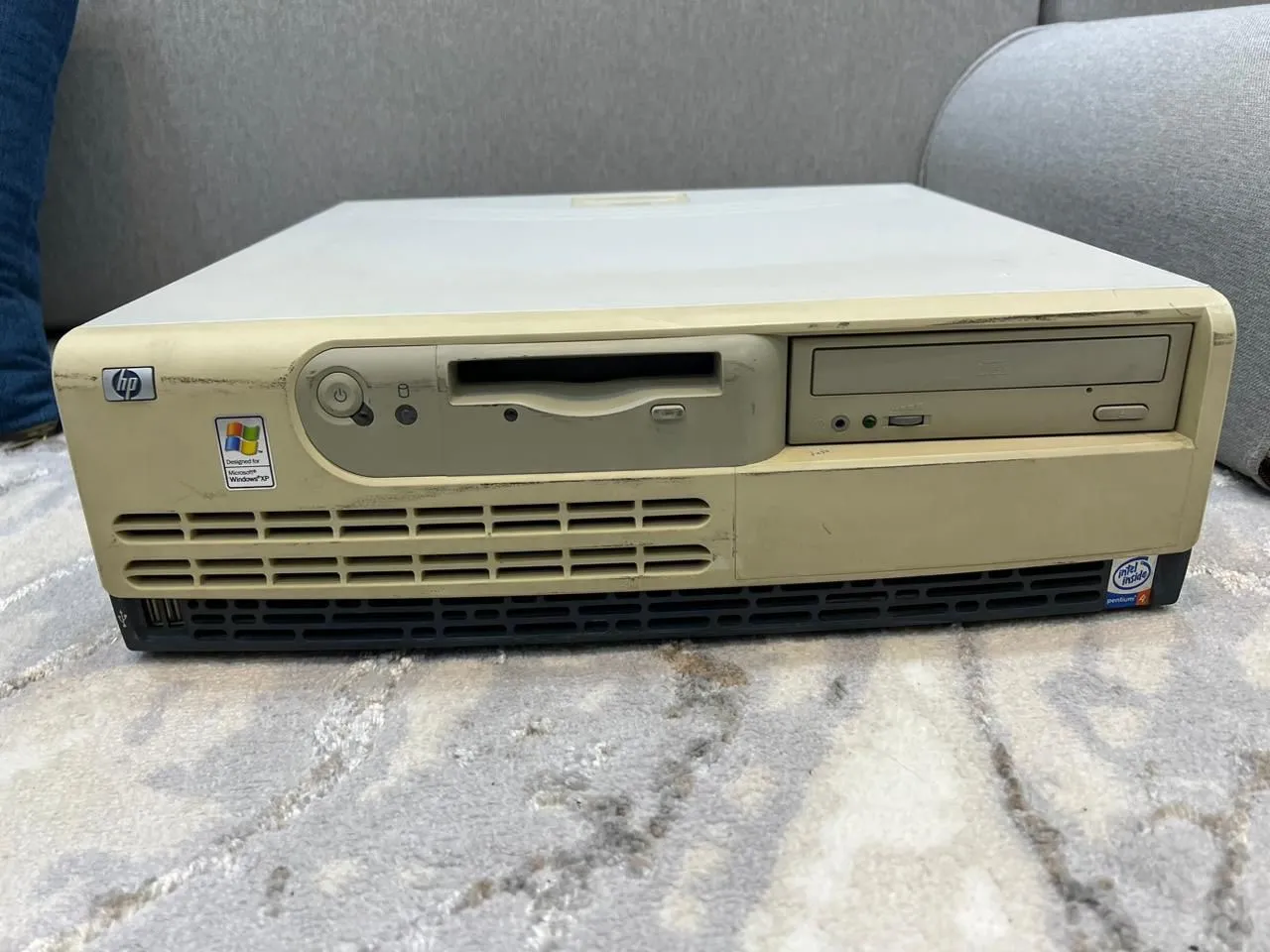 كمبيوتر مكتبي